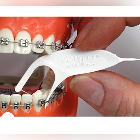 Platypus Bath New Platypus Orthodontic Flossers For Braces Poshmark